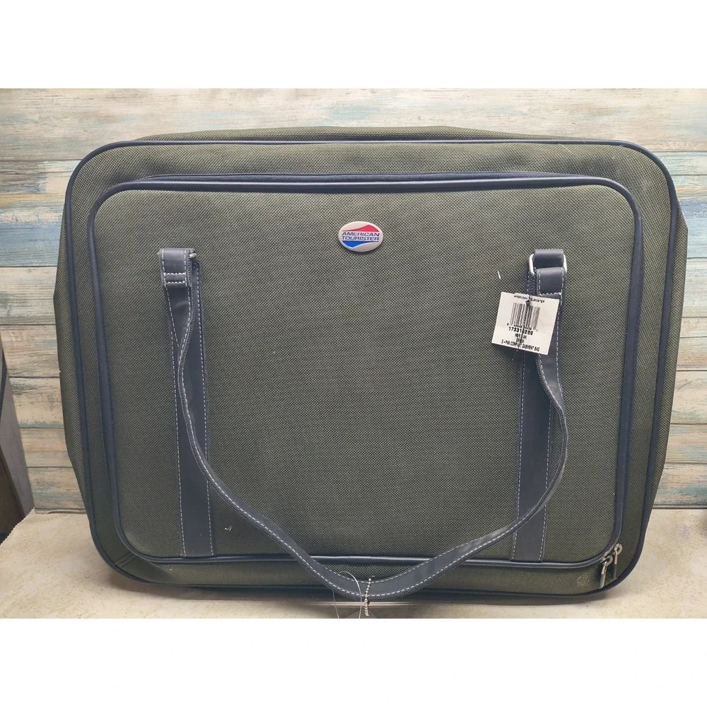 American Tourister Garment Bag Green Nylon Shoulder Strap and Blank Luggage Tag